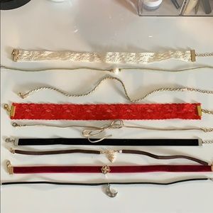 5/$25!! Assortment of 11 chokers!